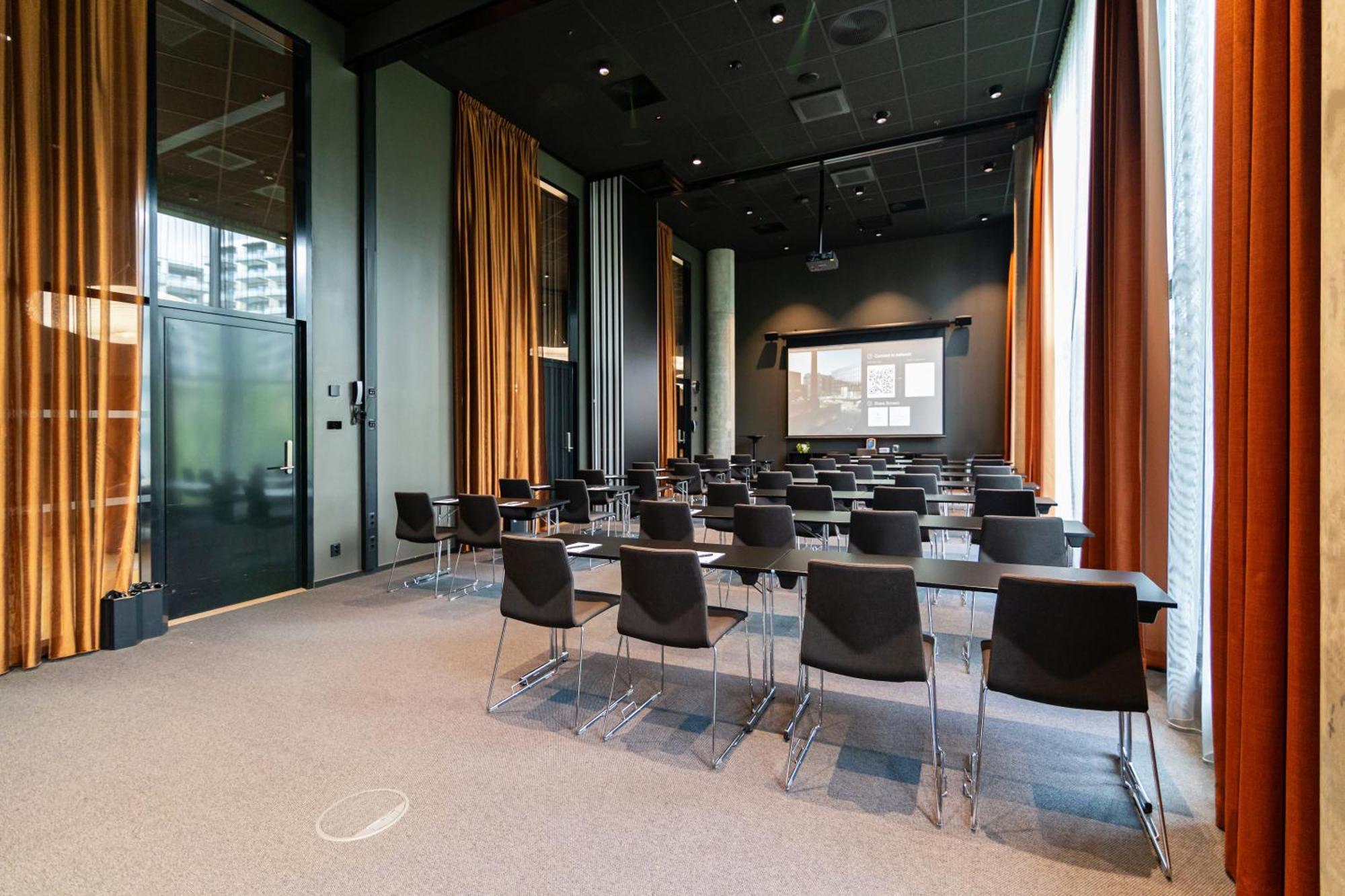 Hotel Quality Hasle Linie 4*